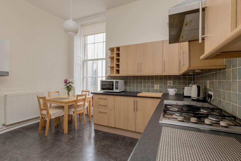 St James Quarter 2 Bed Apartment Единбург Екстер'єр фото